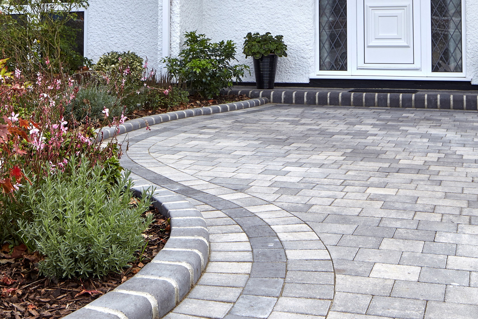 Drivestyle Kerb Charcoal | Commercial Kerbs | bullnose kerb | bullnose kerbs | concrete dished channel | concrete kerb | dished concrete channel | granite kerbs | half battered kerb | kerb road | kerb stones | kerbing | kerbs | road kerb | road kerbs | stone kerbs