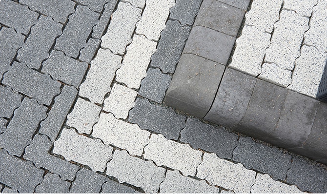 Invicta Flow Onyx Moonstone Pearl