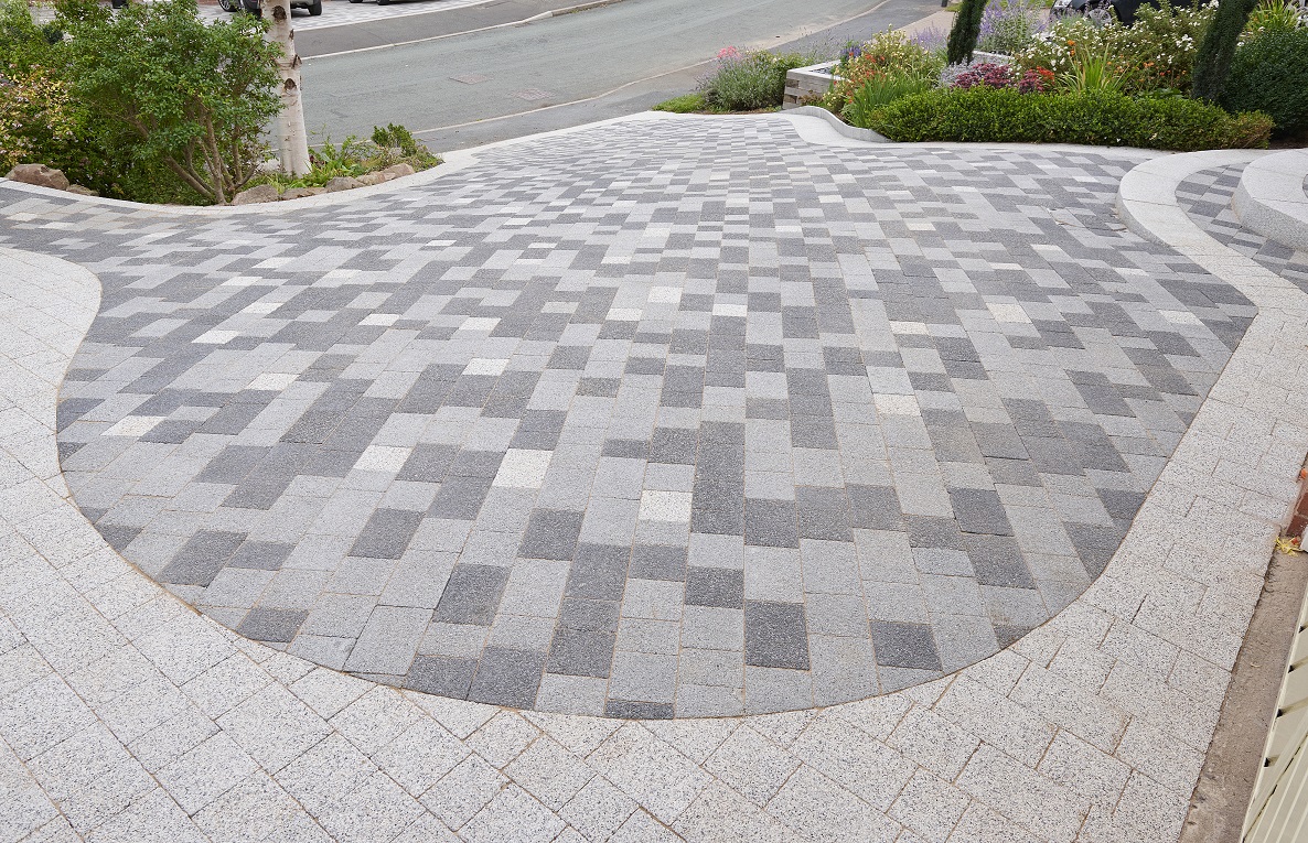 Brett Invicta Granite Paving in Pearl, Onyx & Moonstone | Mix and Match Paving