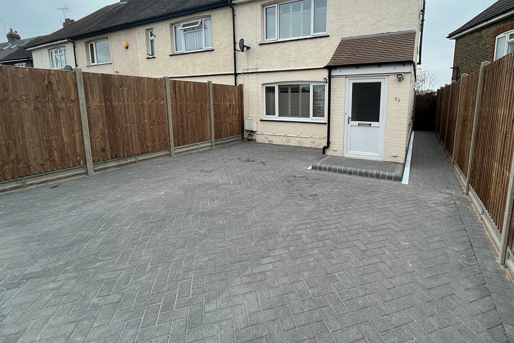 Brett Approved Installer Diamond Driveways