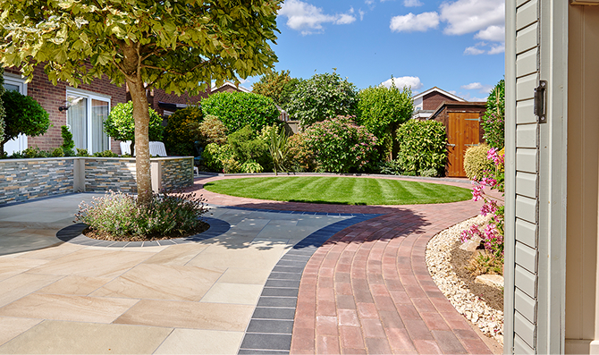 Eden Sandstone - Black Planks - Omega Brindle