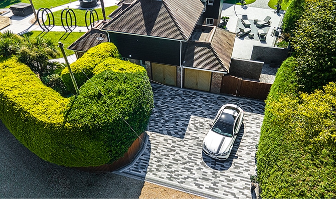 Invicta Moonstone, Onyx and Pearl