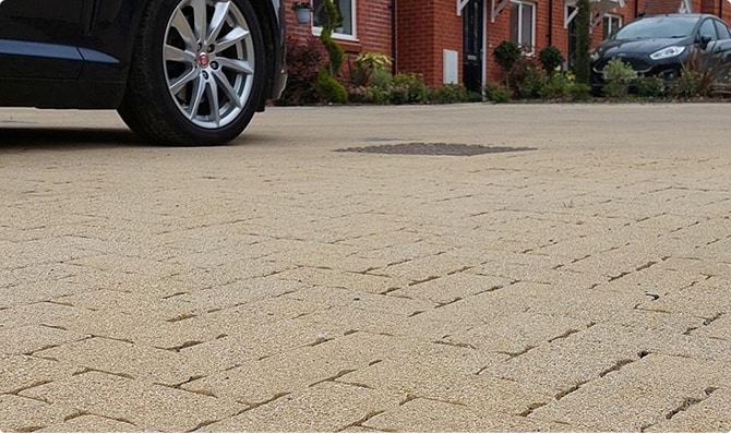 Invicta Flow Citrine